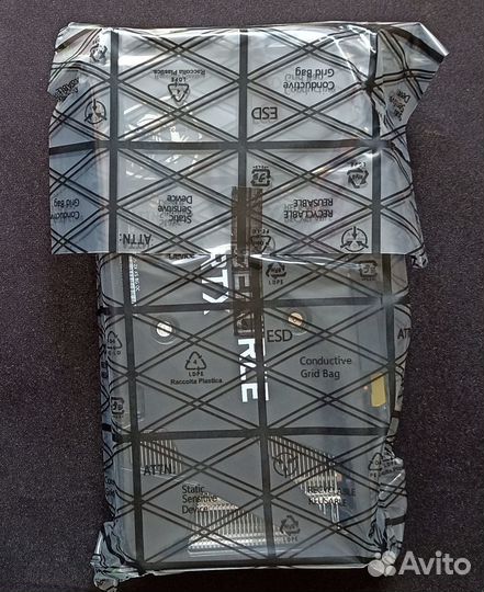 Продаю MSI GeForce RTX 3050 Ventus 2X XS ос 8G