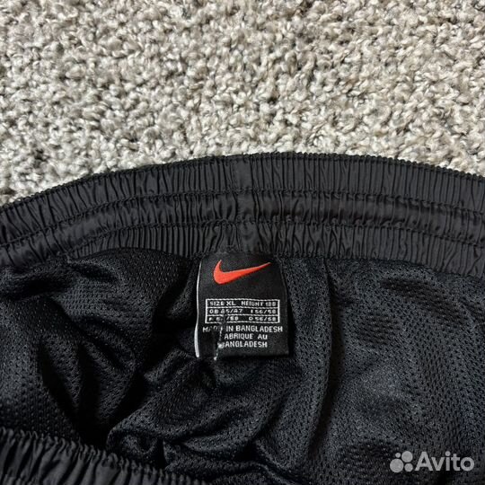 Широкие спортивные штаны nike vintage