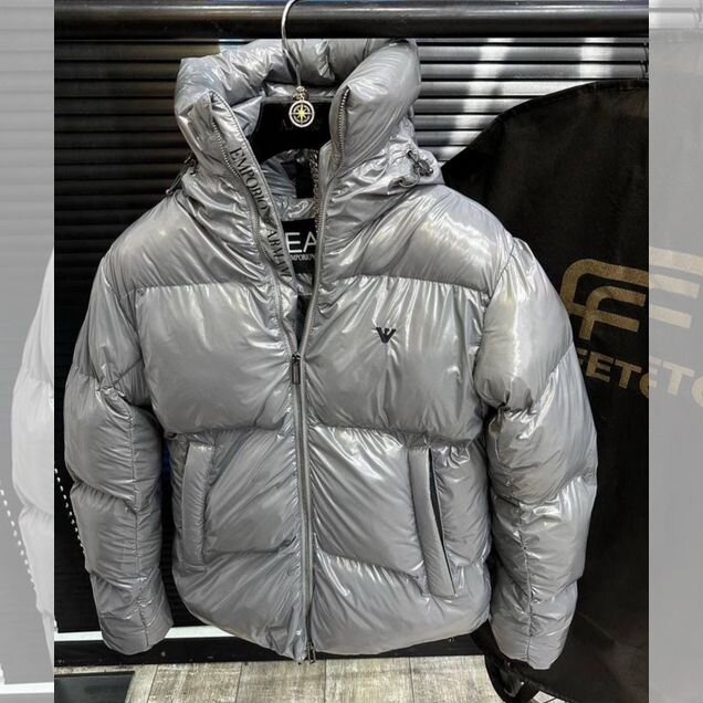Пуховик Armani серый