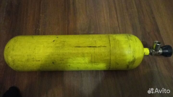 Баллон со сжатым воздухом