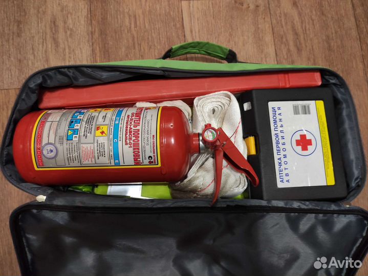 Аварийный набор набор автомобилиста Skoda