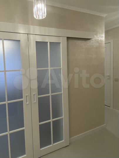 2-к. квартира, 54 м², 4/12 эт.