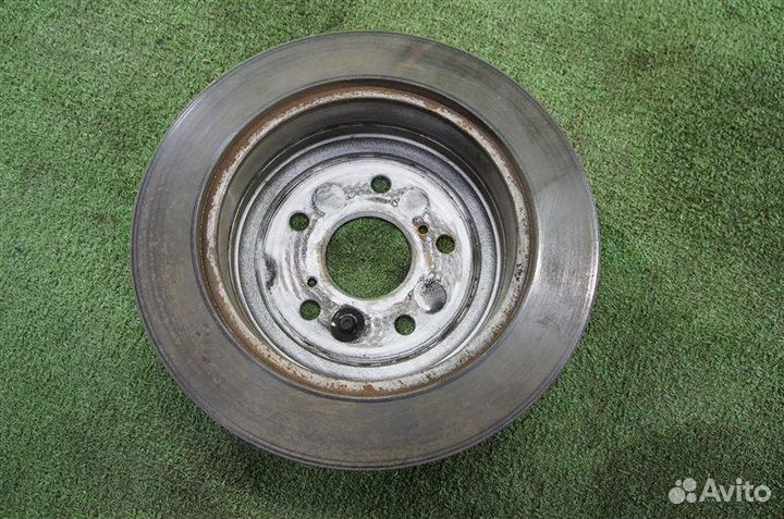 Тормозной диск задний Toyota Ipsum ACM21