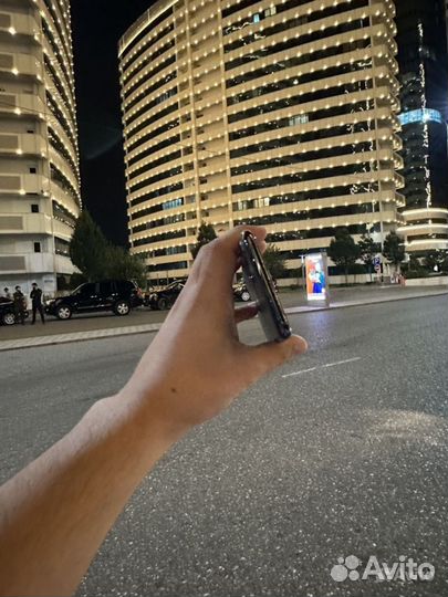 iPhone 11 Pro, 64 ГБ