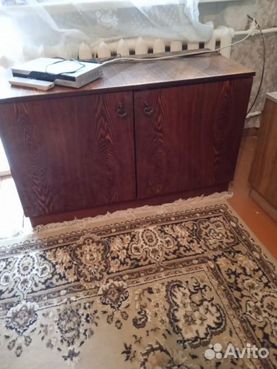 Тумба под телевизор