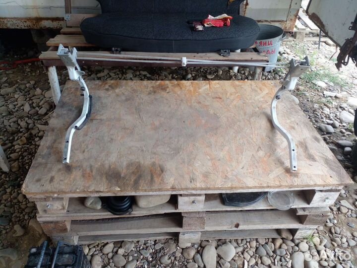 Петли крышки багажника Датсун Он До