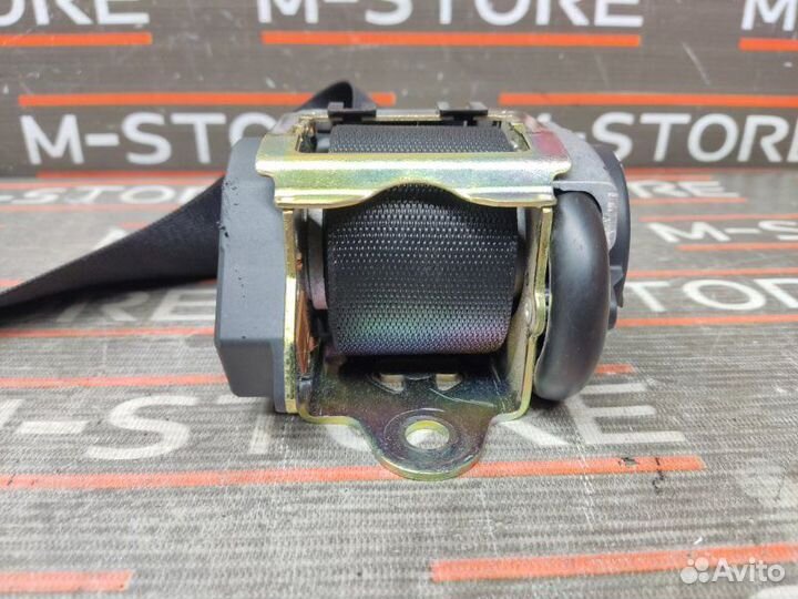 Ремень безопасности задний левый Mercedes-Benz