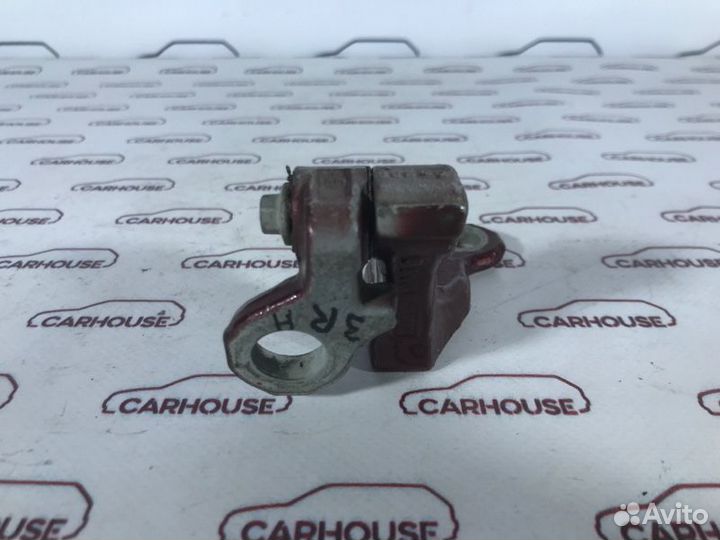 Петля двери задняя правая Ford Focus 2 1.8 qqdb