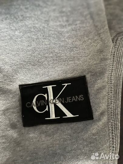 Calvin klein костюм