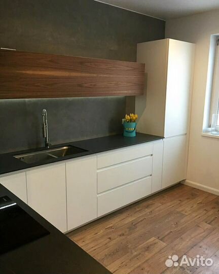 Кухня на заказ / новая / в наличии
