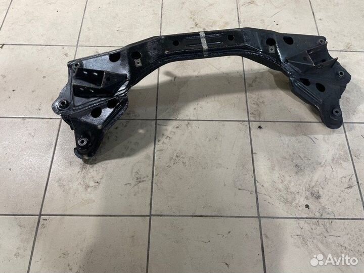 Балка передняя Bmw 535I E34 M30B34 1989