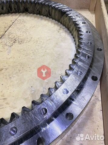 Опорно-поворотный круг Hitachi ZX110 9285583