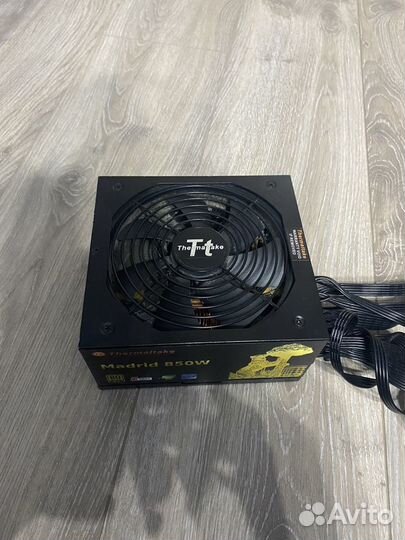 Thermaltake Madrid на 850W 80+ gold