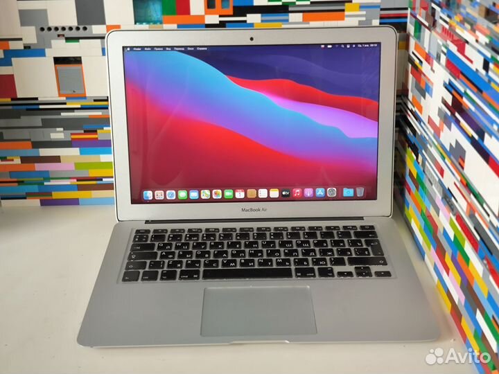 Apple MacBook Air 13 2013 иногда полосит дисплей