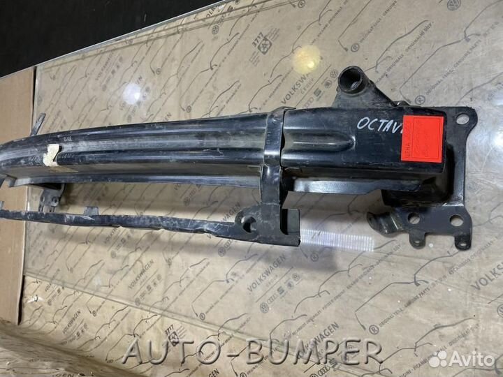 Skoda Octavia A5 2009- Усилитель переднего бампера