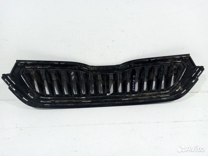 Решетка радиатора Skoda Rapid 2