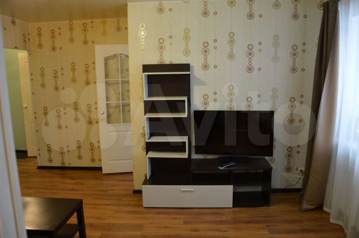 2-к. квартира, 41 м², 1/3 эт.