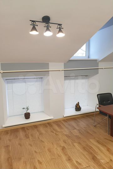 Здание, 400 м²