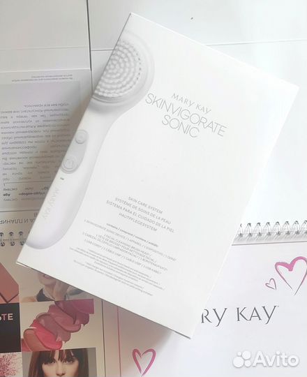 Щетка для умывания лица ноаая Mary Kay