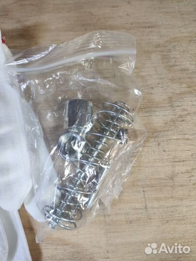 Пневматический гвоздезабивной пистолет