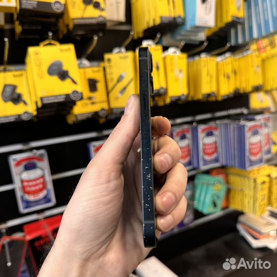 iPhone 13, 128 ГБ