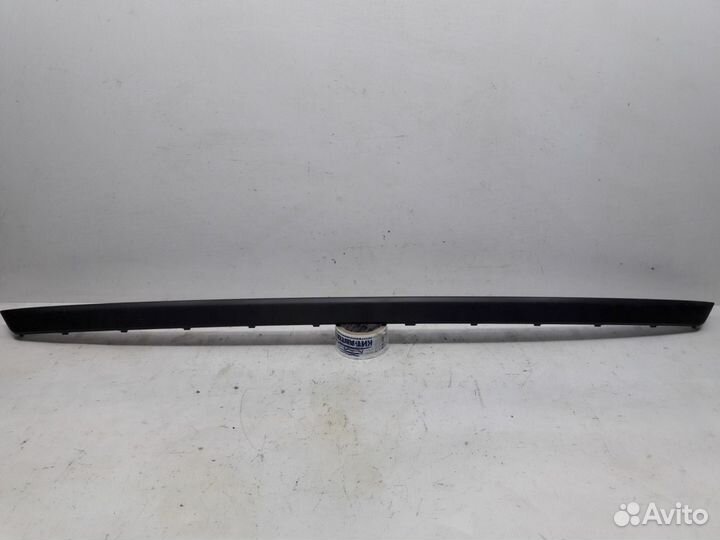 Молдинг бампера задний Volkswagen Jetta 5 1K