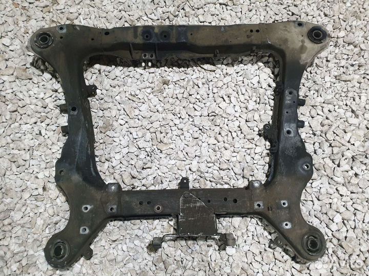 Подрамник передний Volvo XC90 Вольво