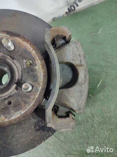 Ступица передняя левая Honda Mobilio GB1 L15A