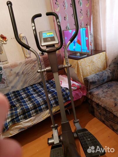 Эллиптический тренажер