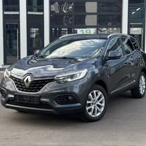 Renault Kadjar 1.3 AMT, 2019, 73 000 км, с пробегом, цена 1 980 000 руб.