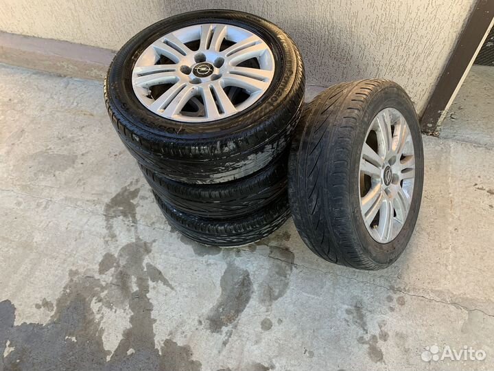 Continental AllSeasonContact 205/55 R16