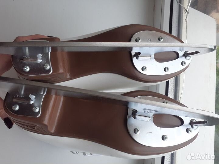 Коньки фигурные Jackson Artiste