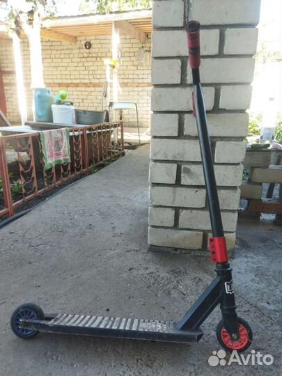 Трюковой самокат