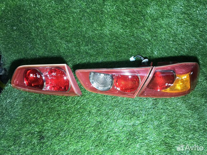 Задние фонари lancer 10