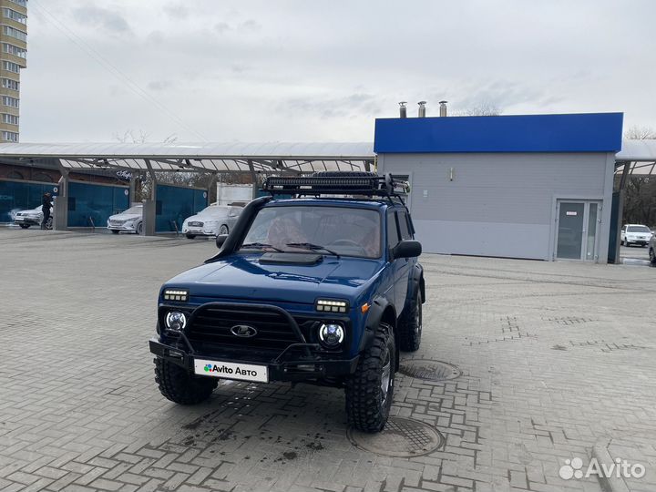 LADA 4x4 (Нива) 1.7 МТ, 2001, 90 000 км