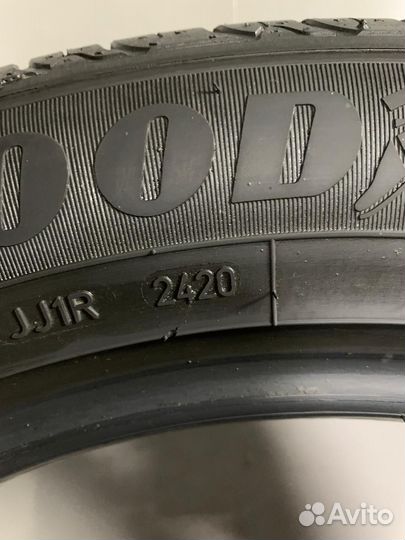 Goodyear EfficientGrip Performance SUV 225/55 R19