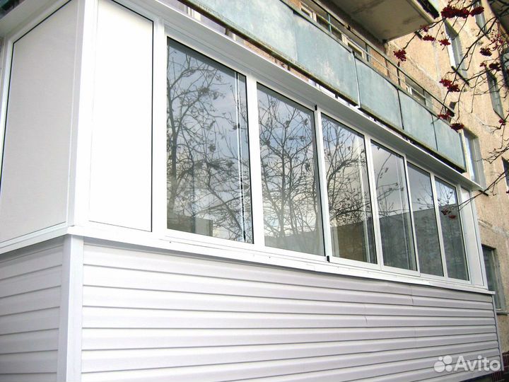 Раздвижное остекление балкона