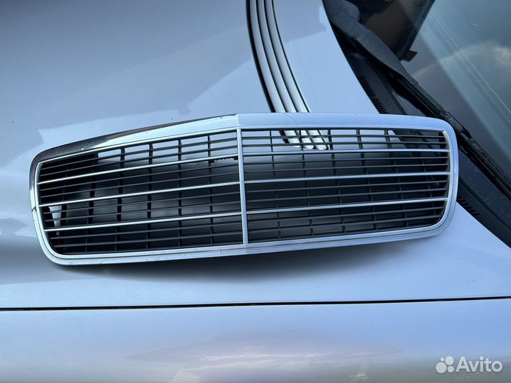 Решетка радиатора mercedes w210