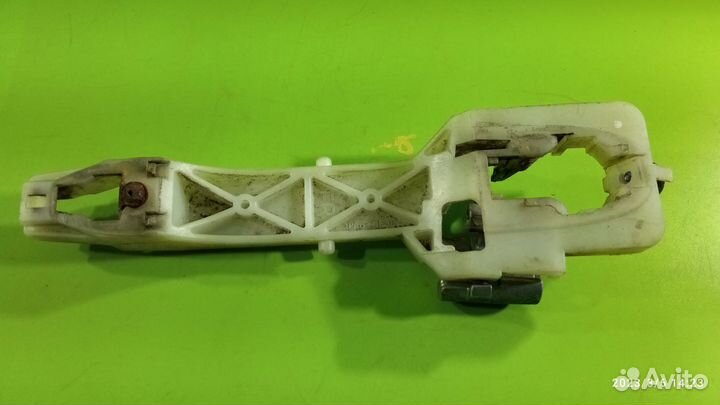 Кронштейн ручки передней правой для Kia Carens