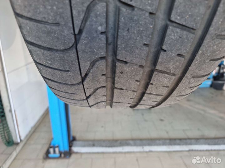 Pirelli P Zero 225/40 R19