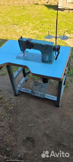 Швейная машинка