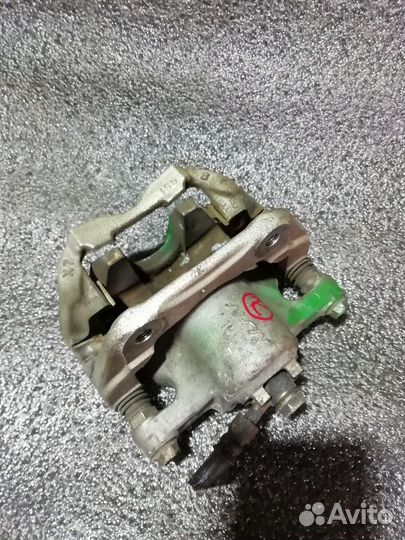 Суппорт задний левый Elysion