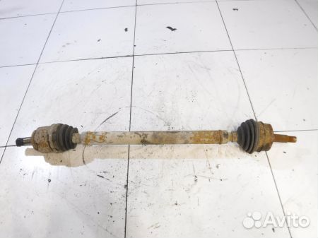 Привод передний правый