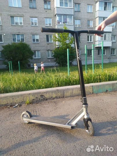 Трюковой самокат