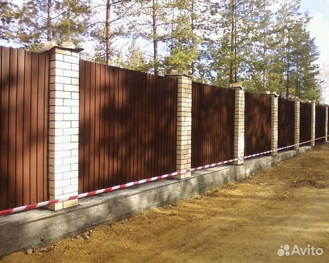 Забор из профнастиал, Откатные ворота