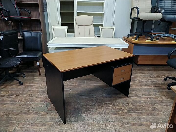 Стол письменный б/у 120х74х75 с тумбой 03446П-олч