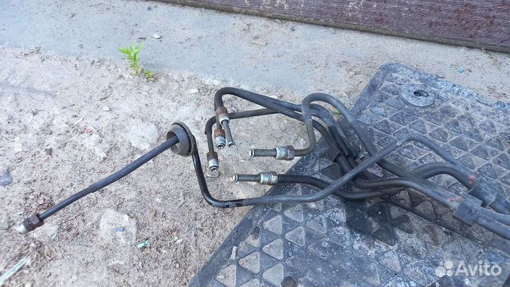 Трубки тормозные передние Toyota Camry v55