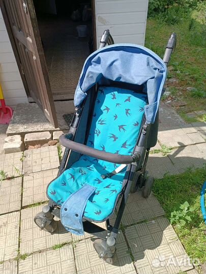 Прогулочная коляска