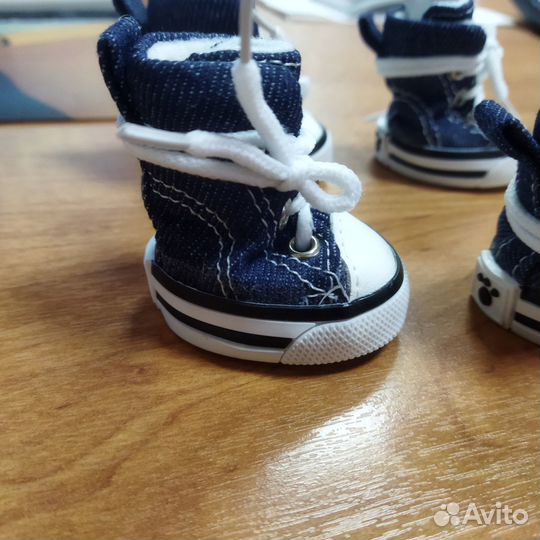 Обувь для маленьких собак