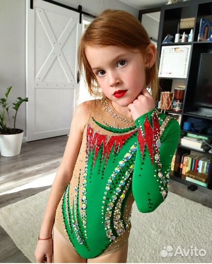 Купальник для художественной гимнастики